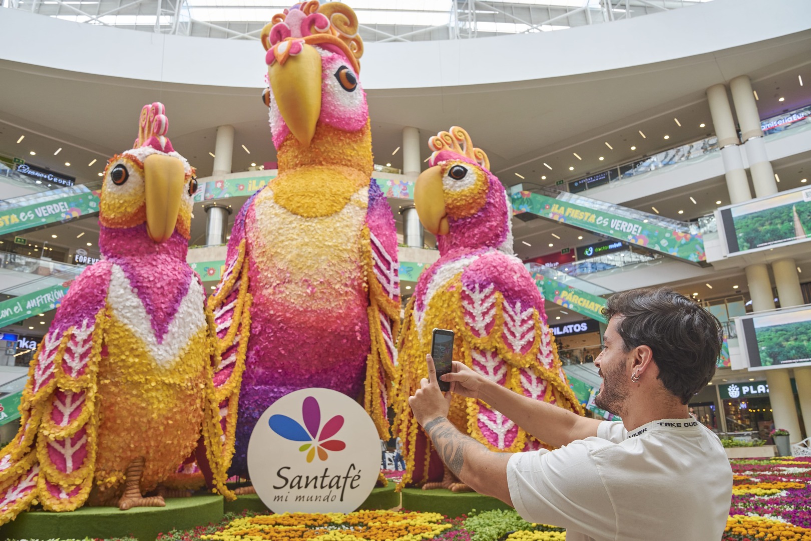DSC9031 5 Tapete de flores en el Centro Comercial Santafé